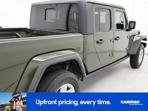 2022 Jeep Gladiator Sport S