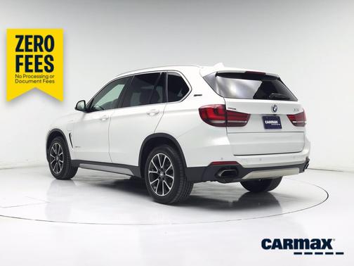 White 2018 BMW X5 eDrive XDrive40e