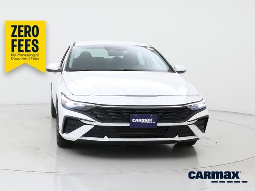 White 2024 Hyundai ELANTRA SEL