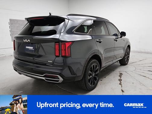 Gray 2023 Kia Sorento SX Prestige