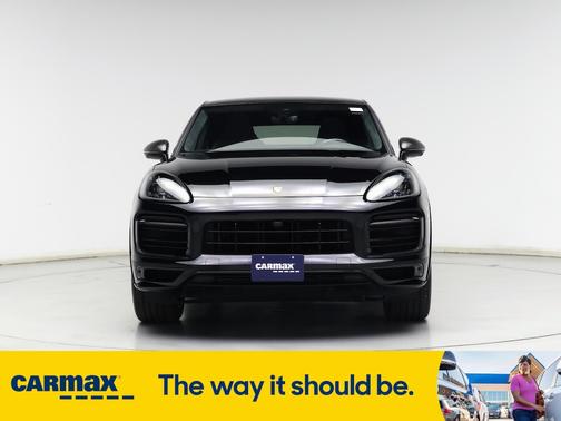 2023 Porsche Cayenne GTS Coupe