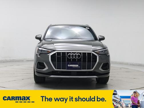 2022 Audi Q3 Premium