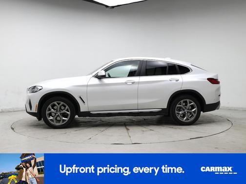 2025 BMW X4 XDrive30i