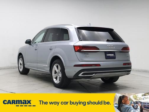 2024 Audi Q7 Premium Plus