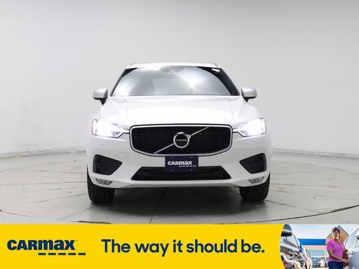 2018 Volvo XC60 T5 R-Design