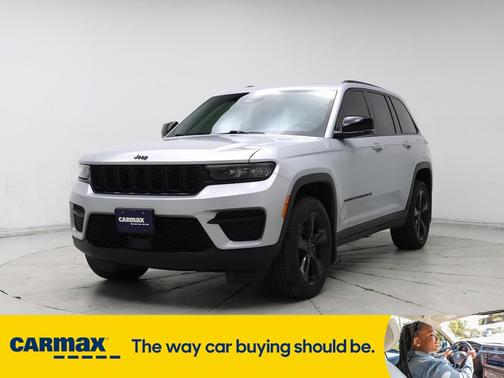 2022 Jeep Grand Cherokee Laredo