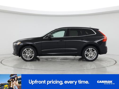 Black 2019 Volvo XC60 T6 Momentum