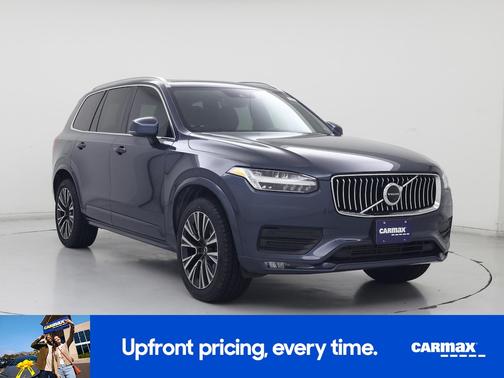 2022 Volvo XC90 T6 Momentum