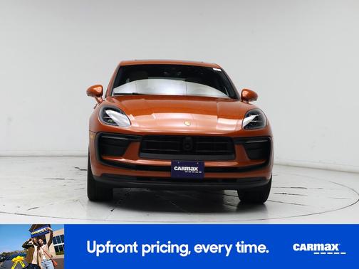 2023 Porsche Macan T