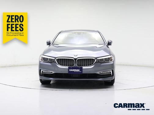 Blue 2018 BMW 530e xDrive iPerformance