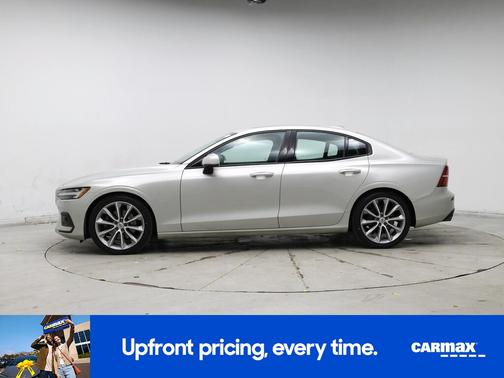 2020 Volvo S60 T5 Momentum