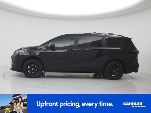 2025 Toyota Sienna Woodland Edition