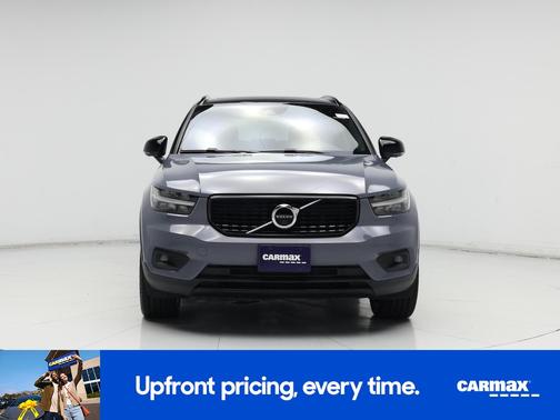 2021 Volvo XC40 T5 R-Design