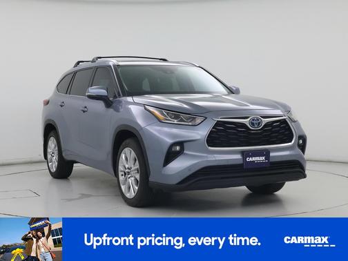 Blue 2023 Toyota Highlander Hybrid Limited