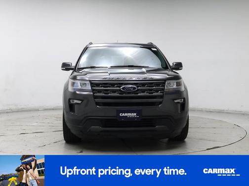 Gray 2019 Ford Explorer XLT