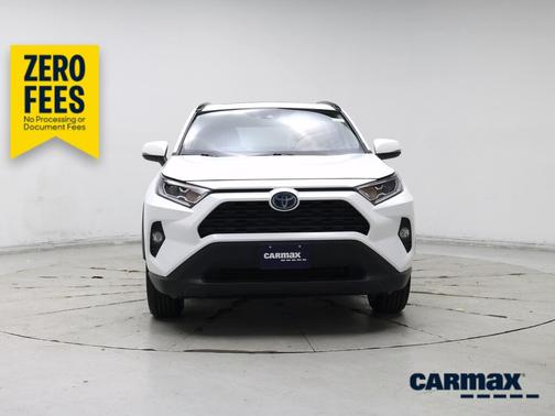 White 2021 Toyota RAV4 Hybrid XLE
