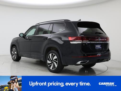 Black 2024 Volkswagen Atlas SE w/Tech