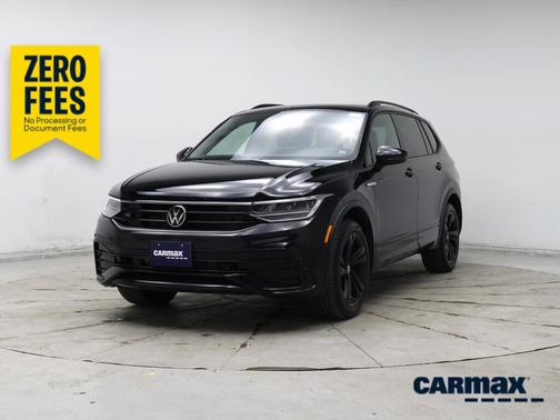 Black 2024 Volkswagen Tiguan SE R-Line Black