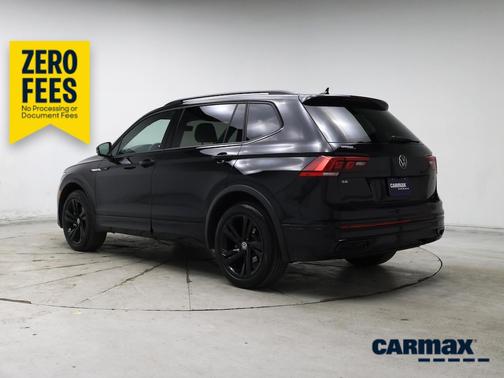 Black 2024 Volkswagen Tiguan SE R-Line Black