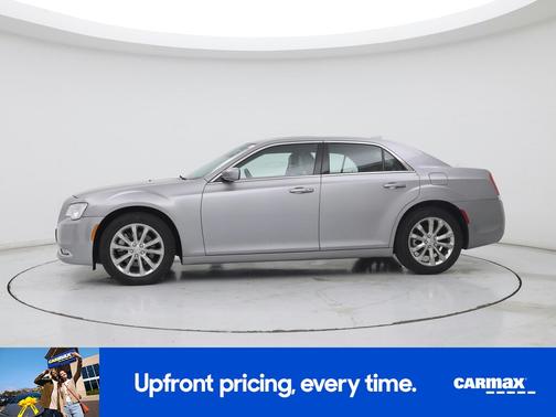 2017 Chrysler 300 Limited