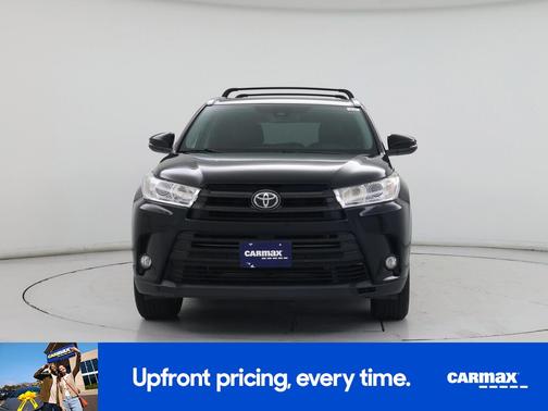 Black 2019 Toyota Highlander XLE
