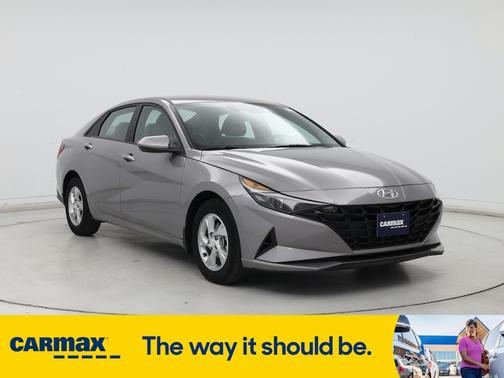 2023 Hyundai ELANTRA SE