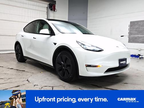 White 2024 Tesla Model Y Long Range