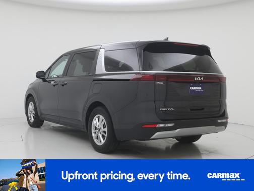 2024 Kia Carnival LX Seat Package