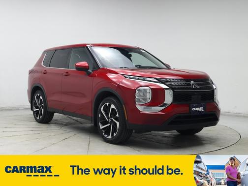 2022 Mitsubishi Outlander ES