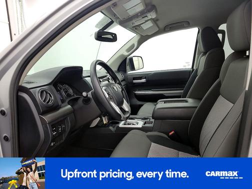 2017 Toyota Tundra SR5