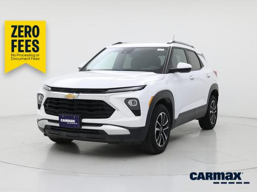White 2025 Chevrolet Trailblazer LT