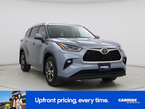 Blue 2021 Toyota Highlander XLE