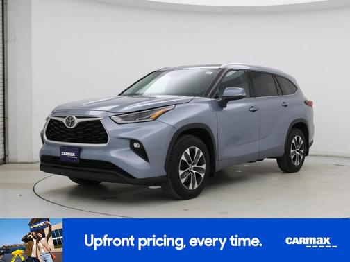 Blue 2021 Toyota Highlander XLE