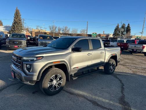 2023 GMC Canyon AT4