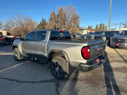 2023 GMC Canyon AT4