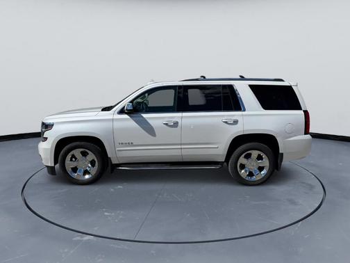 Iridescent Pearl Tricoat 2018 Chevrolet Tahoe Premier