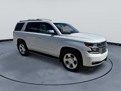 Iridescent Pearl Tricoat 2018 Chevrolet Tahoe Premier