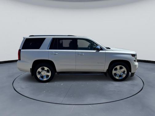 Iridescent Pearl Tricoat 2018 Chevrolet Tahoe Premier