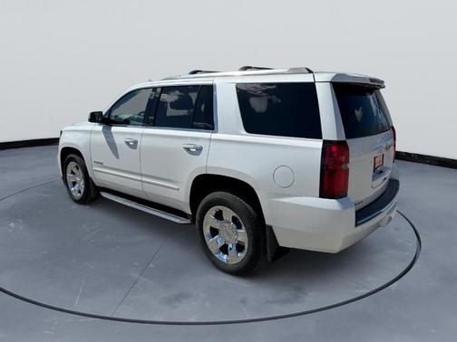 Iridescent Pearl Tricoat 2018 Chevrolet Tahoe Premier