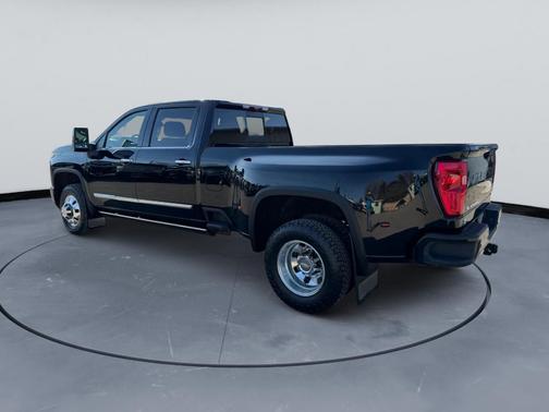 Black 2024 Chevrolet Silverado 3500 High Country