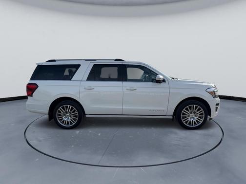 White 2024 Ford Expedition Max Platinum