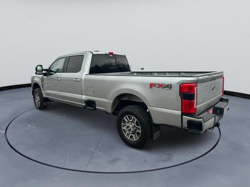 2024 Ford F-350 Lariat Super Duty