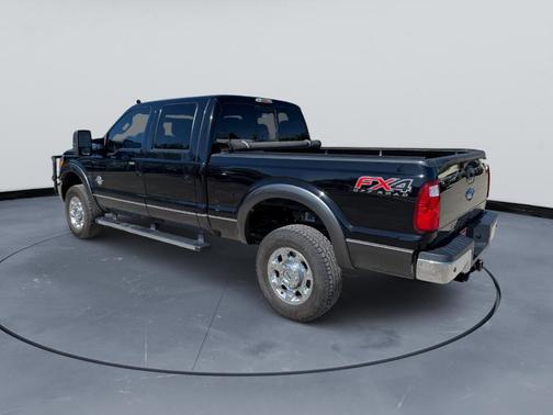 Black 2016 Ford F-350 Lariat Super Duty
