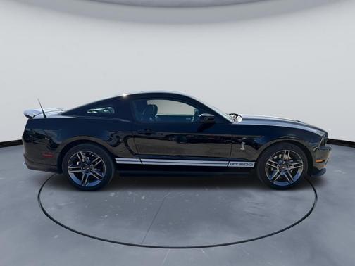 2010 Ford Shelby GT500 Base