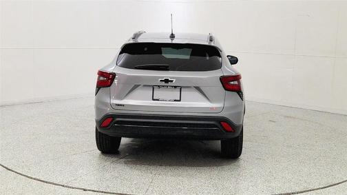 Sterling Gray Metallic 2026 Chevrolet Trax 2RS