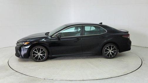 2021 Toyota Camry SE Nightshade