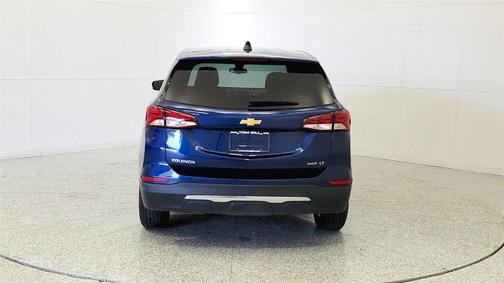 Blue Glow Metallic 2022 Chevrolet Equinox 1LT