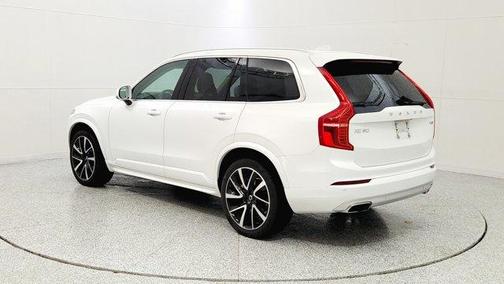 2021 Volvo XC90 T6 Momentum 6 Passenger