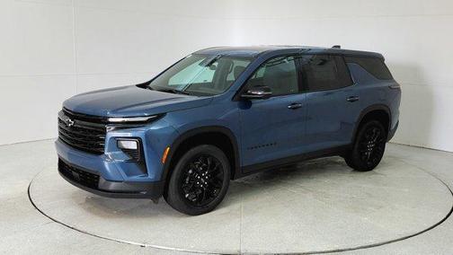 2024 Chevrolet Traverse LS