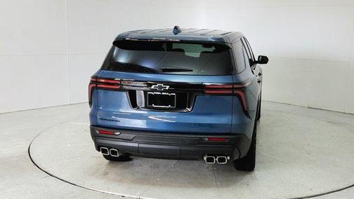 2024 Chevrolet Traverse LS